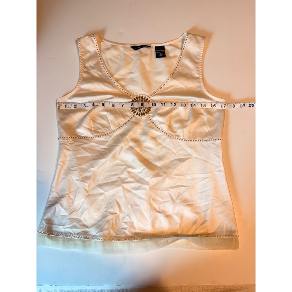 Vintage Y2K Silky Cream Embellished V Neck New York & Co Tank Top Size Small - Picture 6 of 10